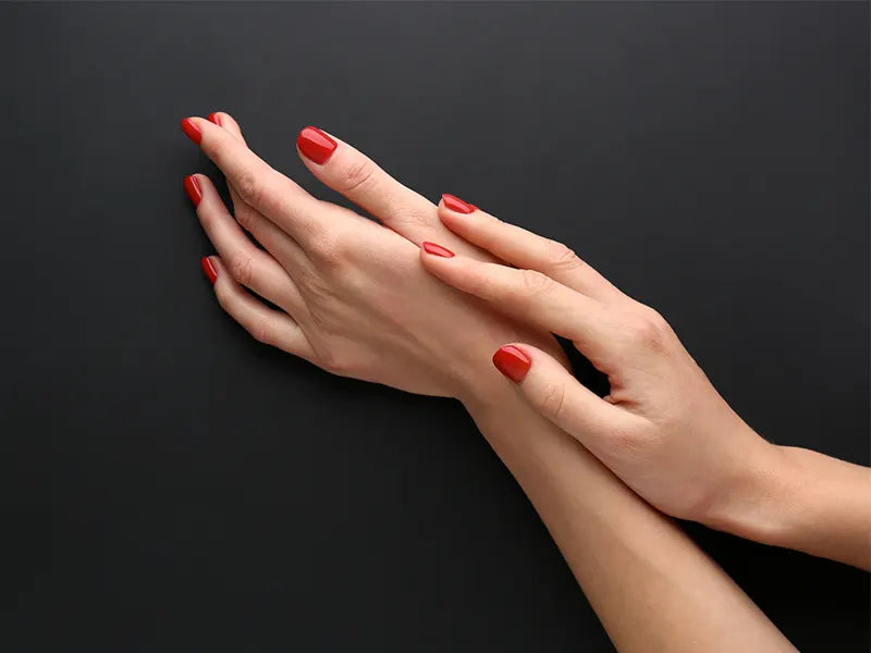 how-to-protect-nails-from-spray-tan